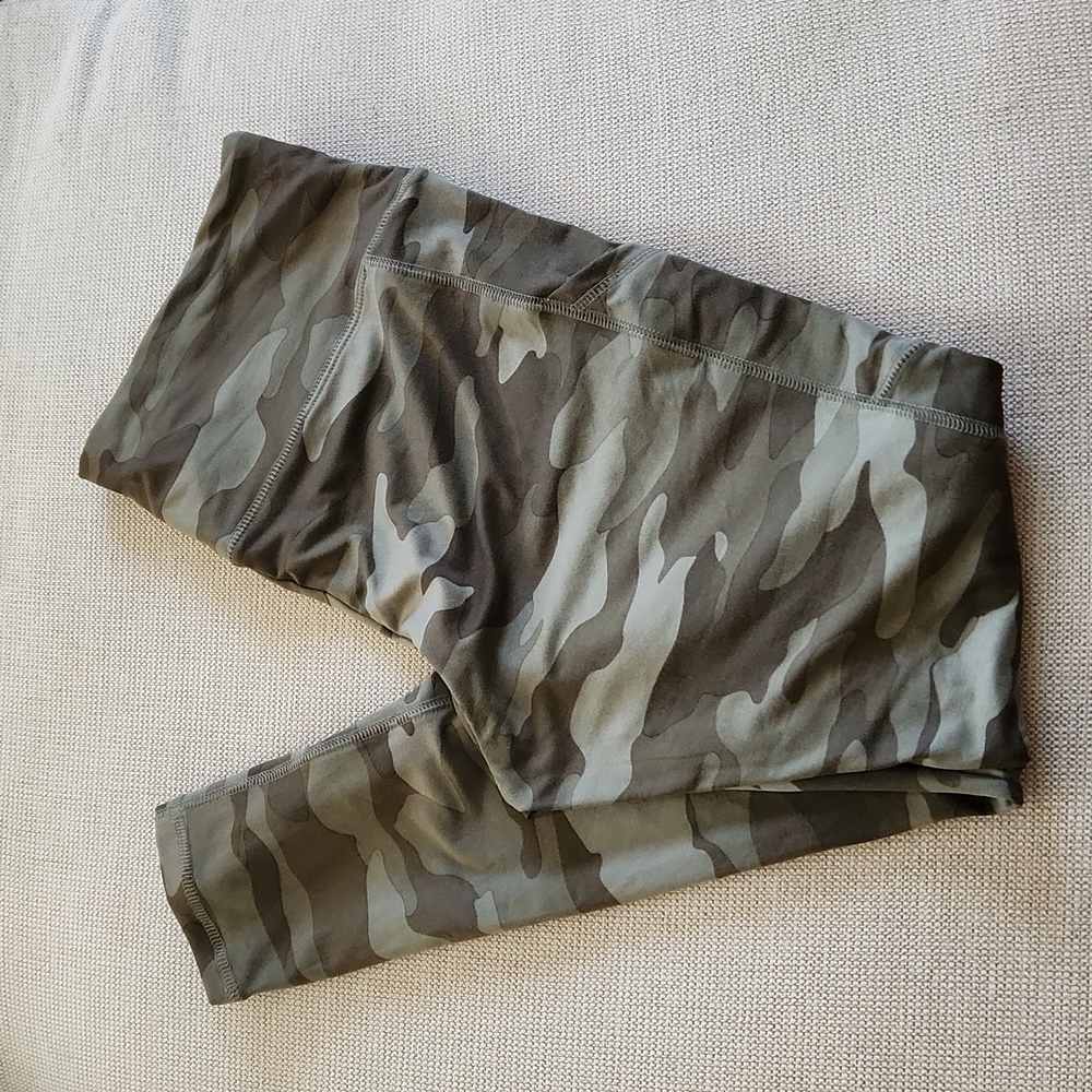 NWOT Wild Fable Leggings